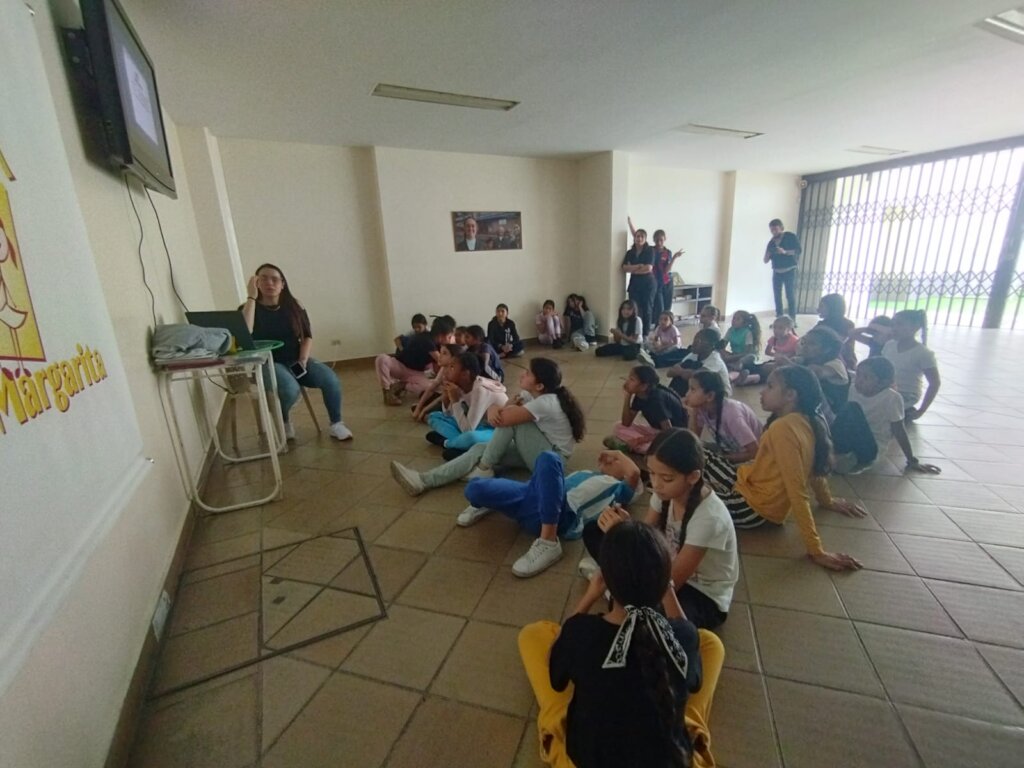 Comprehensive Protection for Girls in Medellin