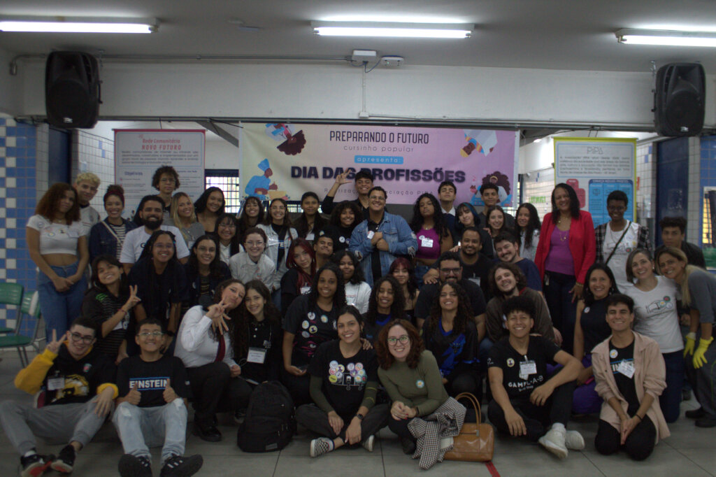 Sponsor the future of teenagers in Brasilandia