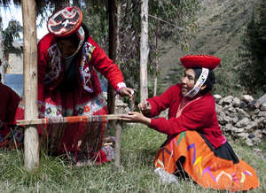 Weaving Pasadizos For Sewn Products