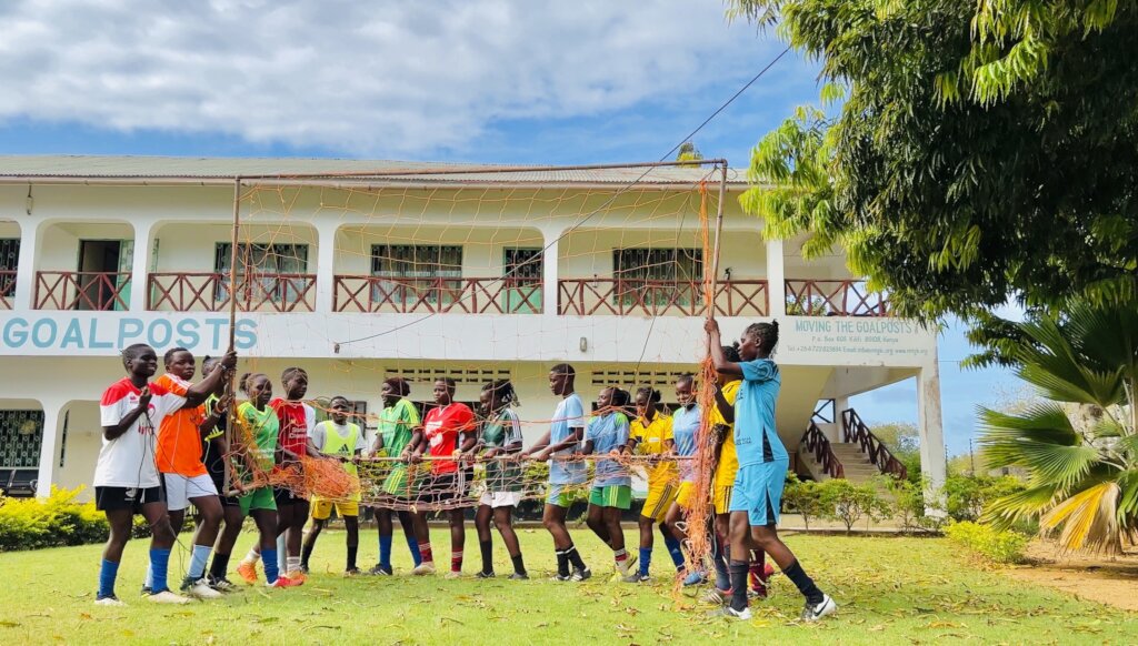 BRING PLAY AND SPORT TO RURAL GIRLS IN KENYA