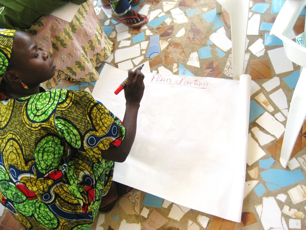 Providing HIV services to 20,000 Cameroonian youth