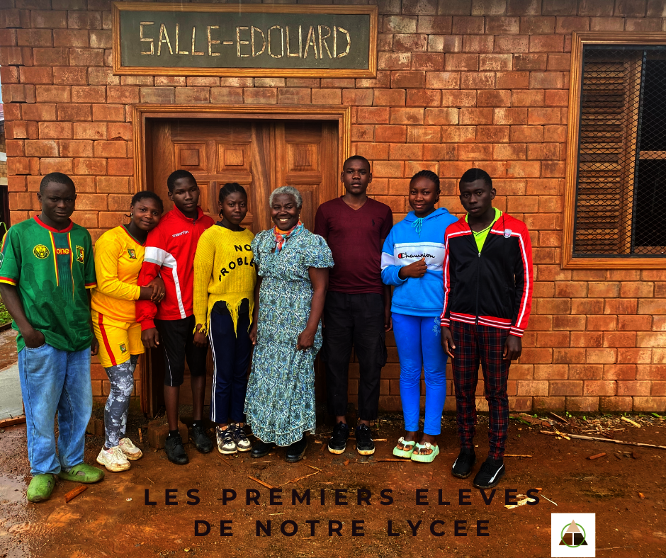 Girls' Boarding School: Building Dreams by Blocks