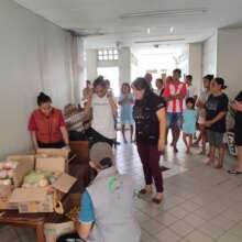 Distribution of fruit packages at BAPELKES center