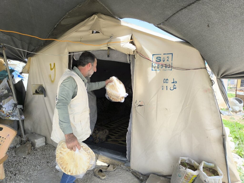 Warm Bread, Warm Hearts: Feeding NW Syrian Refugee