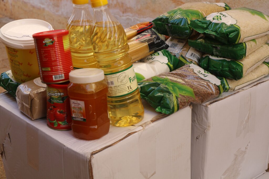 Food Baskets for Displaced Families