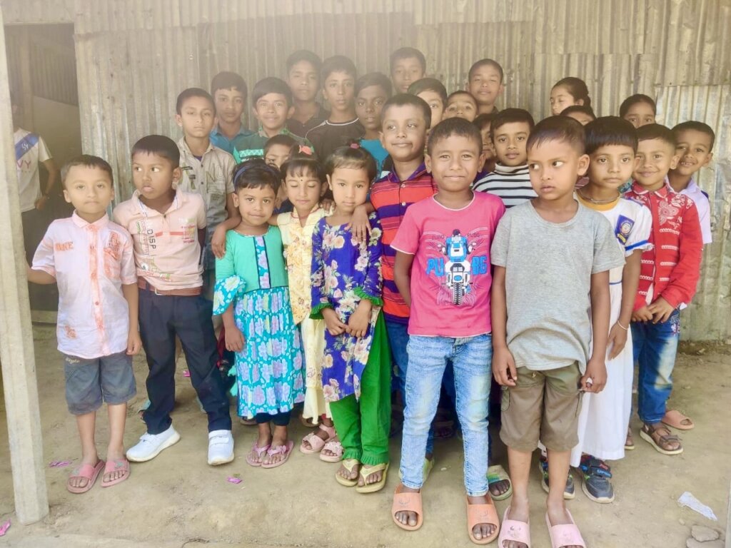 Educational Supplies for Climate-Vulnerable Kids
