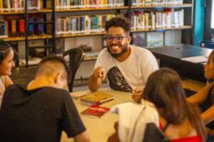 Youth at risk: Education for a future with dignity