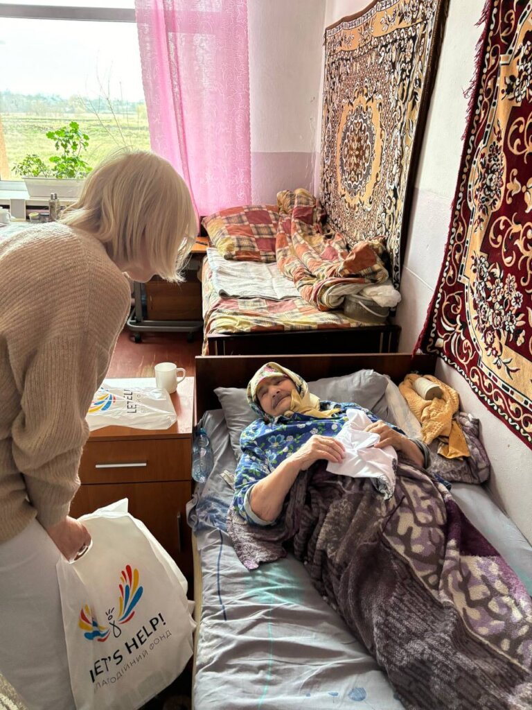 "Last Bed" project for bedridden elderly people