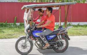 Going back home with new baby in the motorcycle!