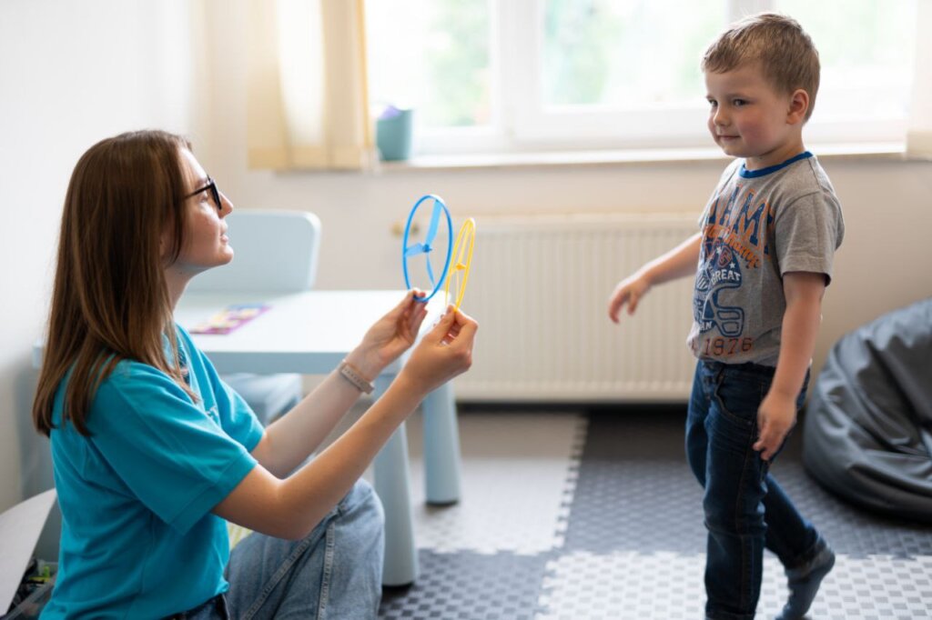 Provide rehabilitation to 10 children with ASD