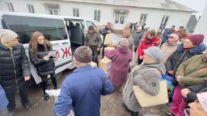 Volunteers distribute food packages in Ukraine