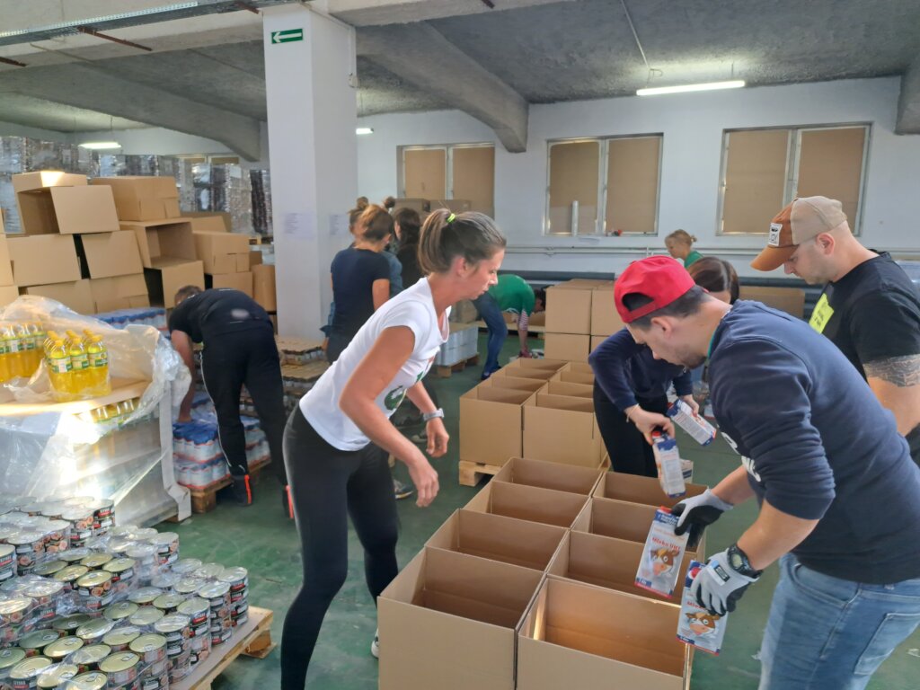 5000 Packages for Ukraine
