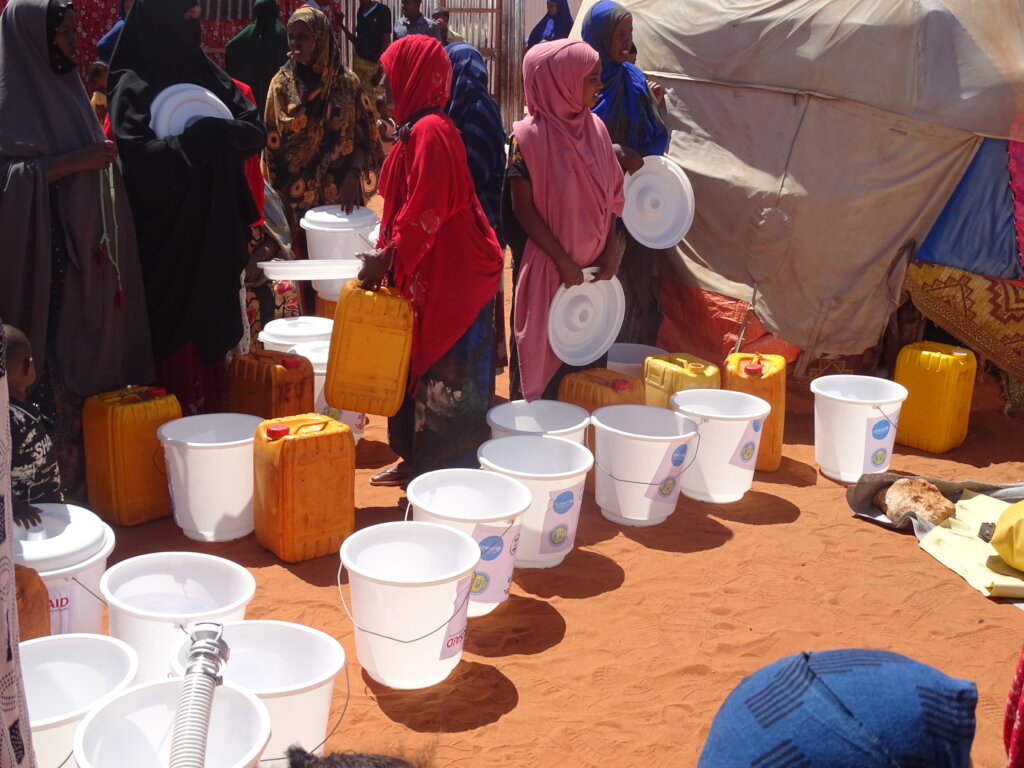 Help end perennial water scarcity for 800 families