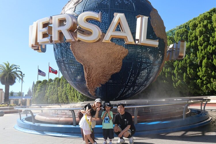 A-kun and his family