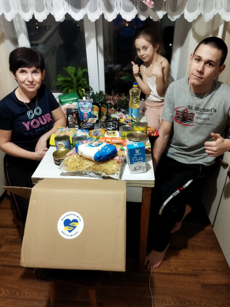 Help buy Grocery Boxes for Ukrainians