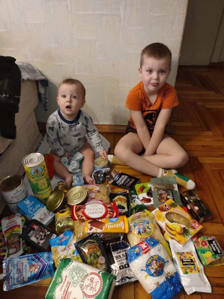 Help buy Grocery Boxes for Ukrainians