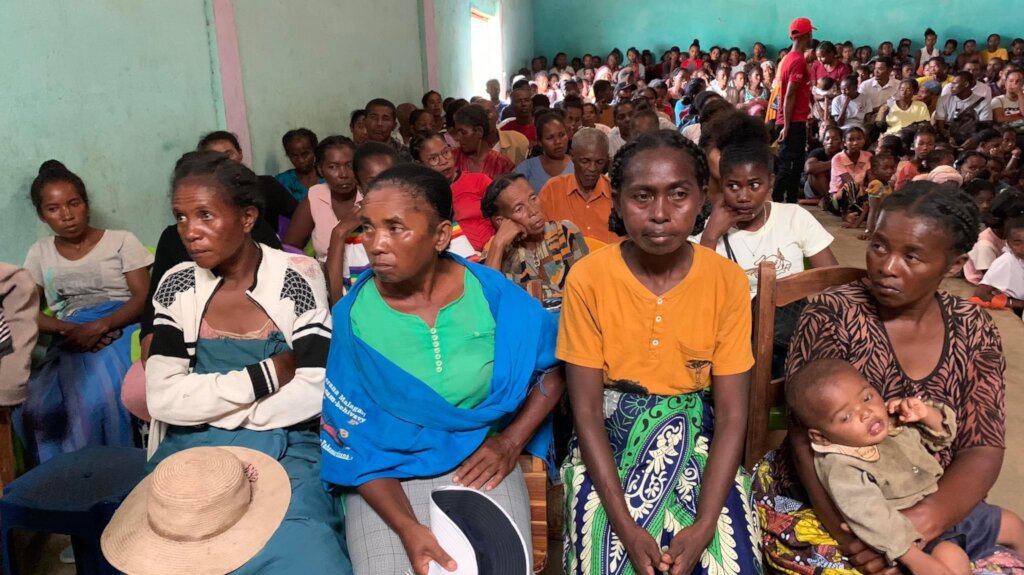 Support Girls' Education in Madagascar