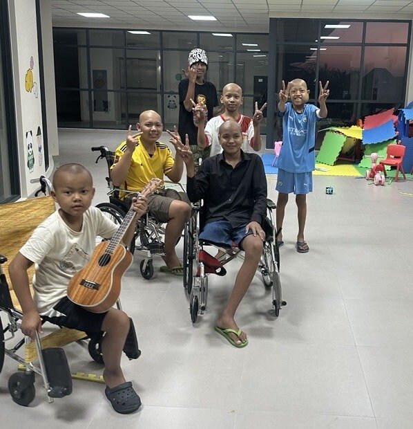 Sixteen-year-old boy Tiaris