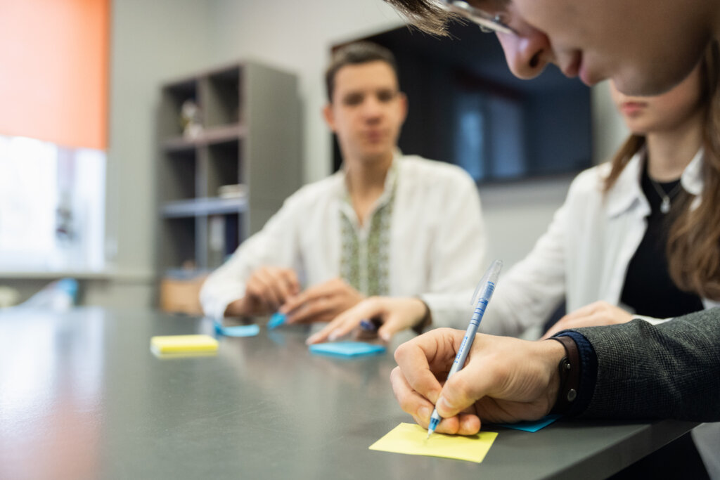 Supplementary Lessons for Ukrainian Children