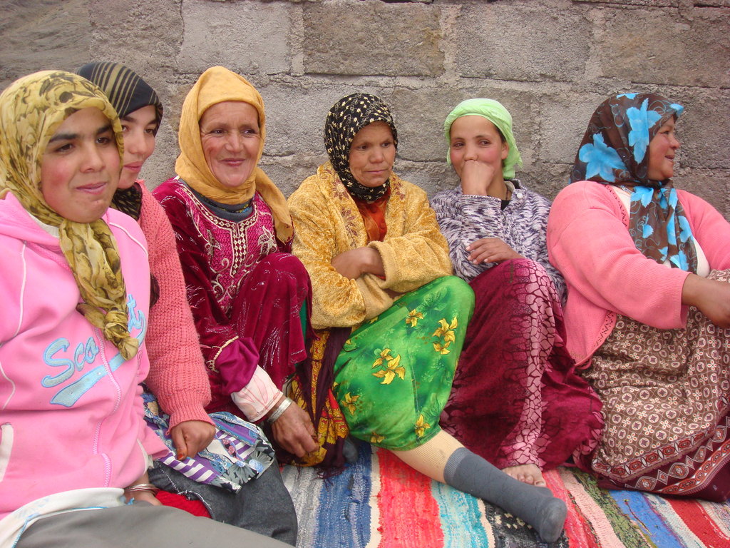 Support Girls and Women's Co-Ops in Morocco