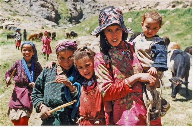 Support Girls and Women's Co-Ops in Morocco