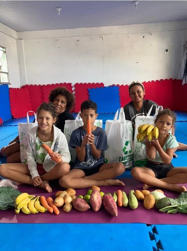 AME Viva - Yoga & Wellbeing for Slum Youth