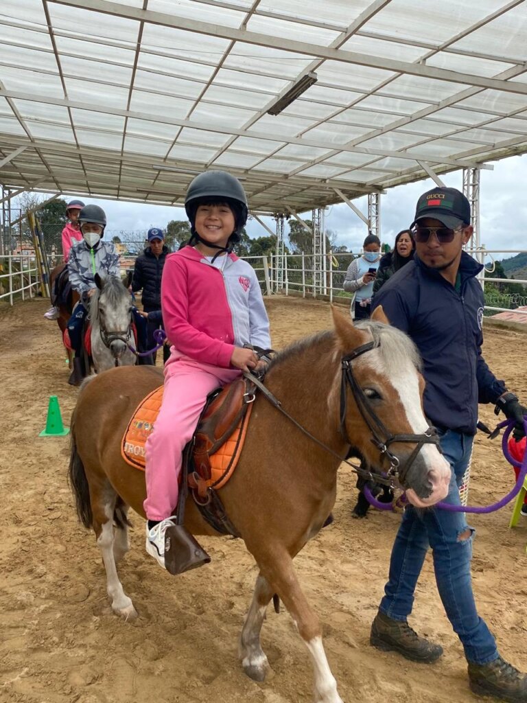 LUDIC THERAPY PROJECT FOR 220 CHILDREN IN COLOMBIA