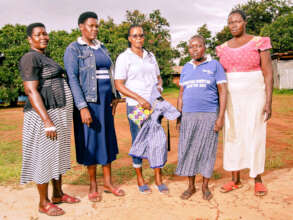Emma from GDPU (center) is a mentor and friend