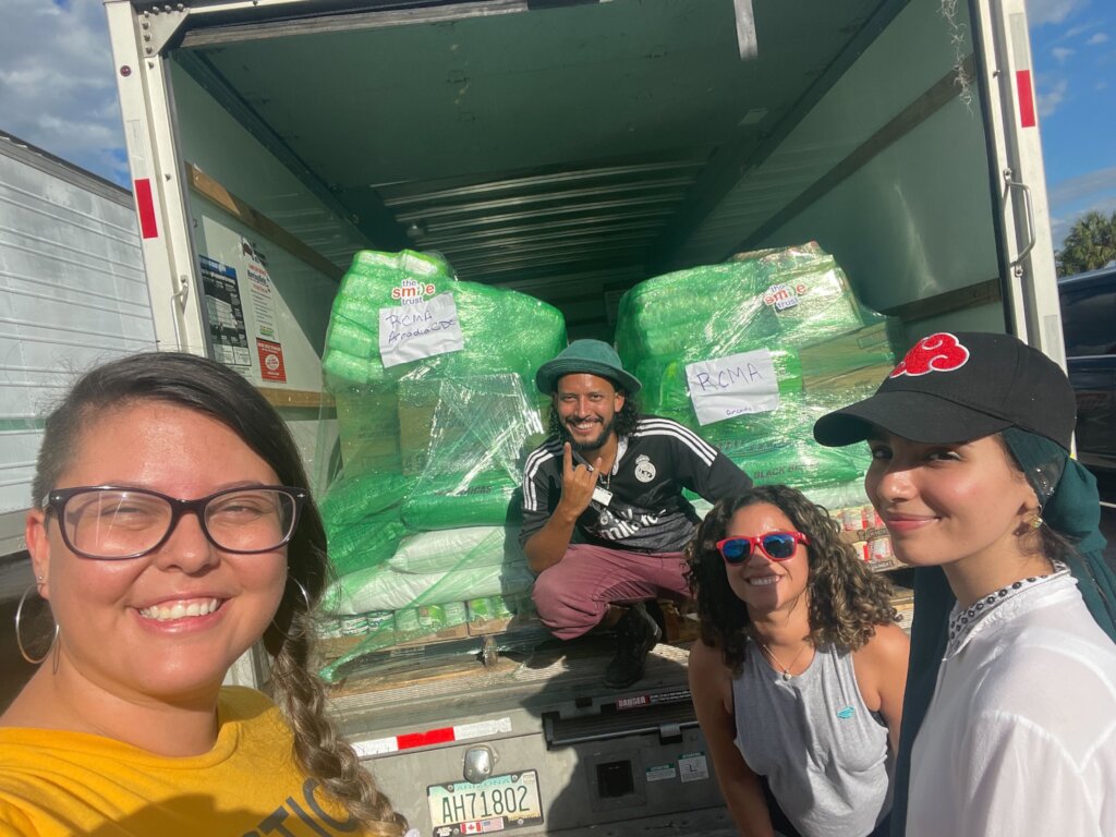 Hurricane Survival Kits to 100 Migrant Families