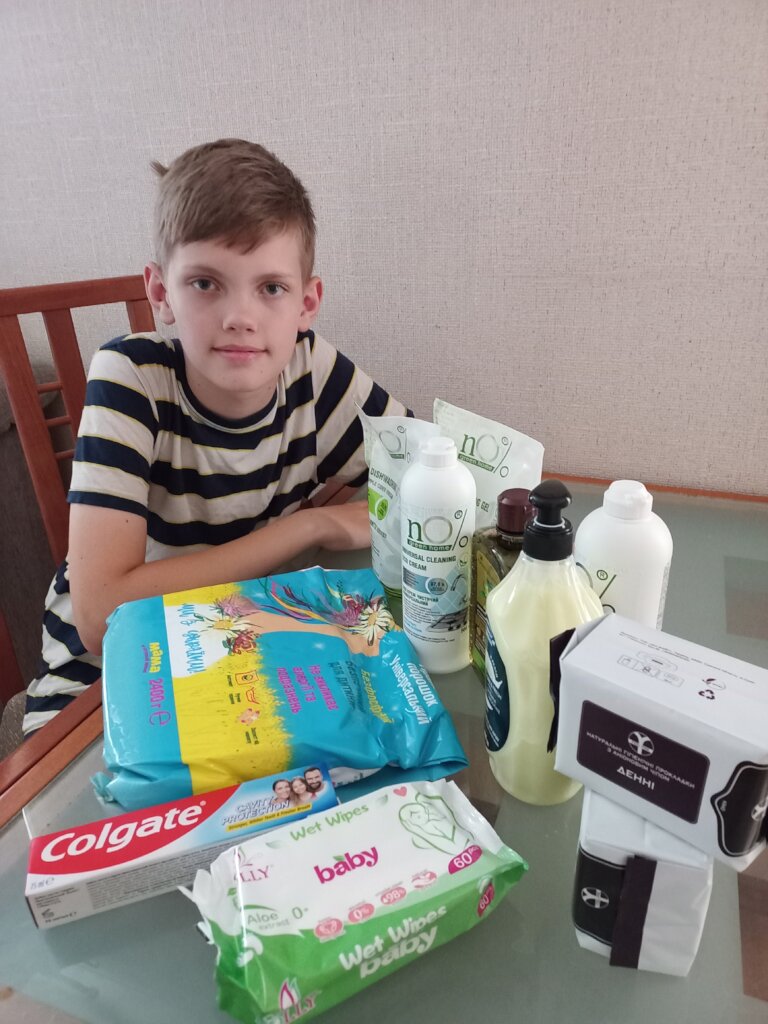 Help buy Hygiene Kits for Ukrainians