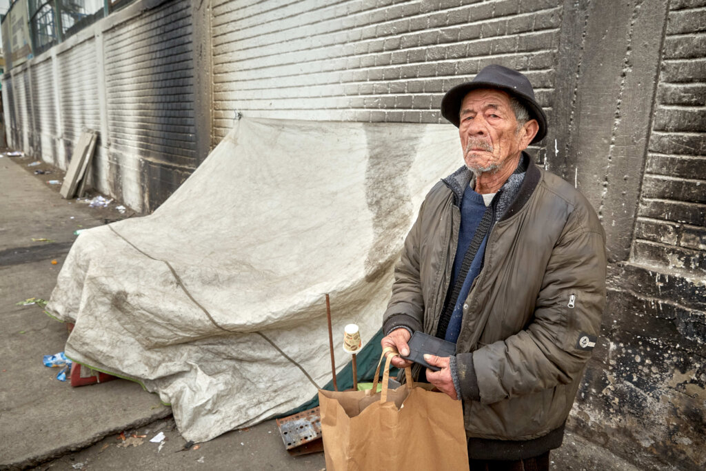 Save a homeless person from the southern winter