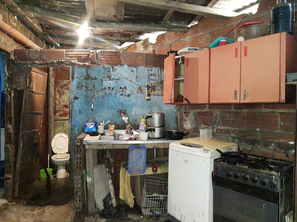 Women construction workers of Villa 21-24