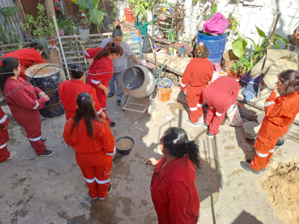 Women construction workers of Villa 21-24