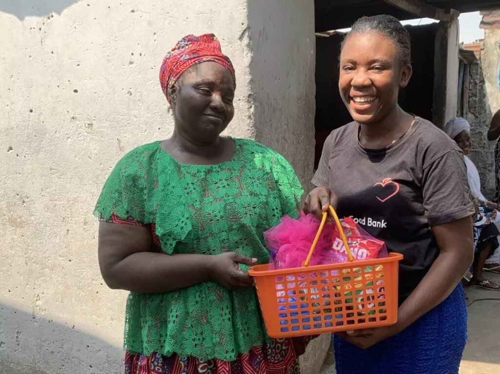 Support Pink Food bank to feed 1000 families