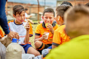 Snacks for 5000 Colombian kids' dreams