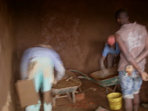 Plastering the inner parts of the maternity ward