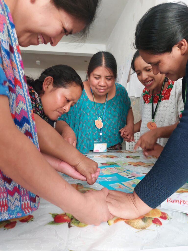 Change Lives: Impact 20 students in Guatemala