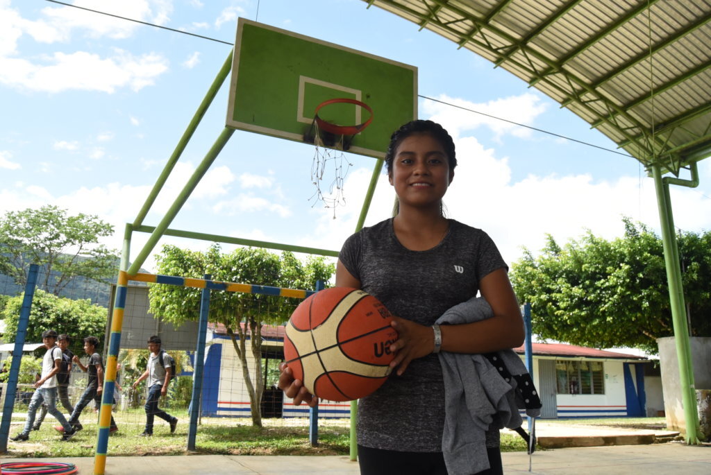 El baloncesto un espacio de mujeres