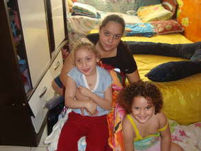 Mother assisted with her two daugthers