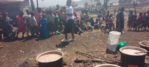 Porridge to IDP malnourrished children in East RDC