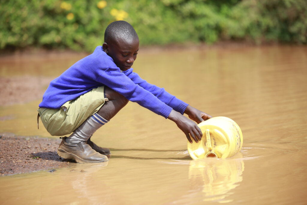 Give Drinking Water to Neglected Region in Nigeria