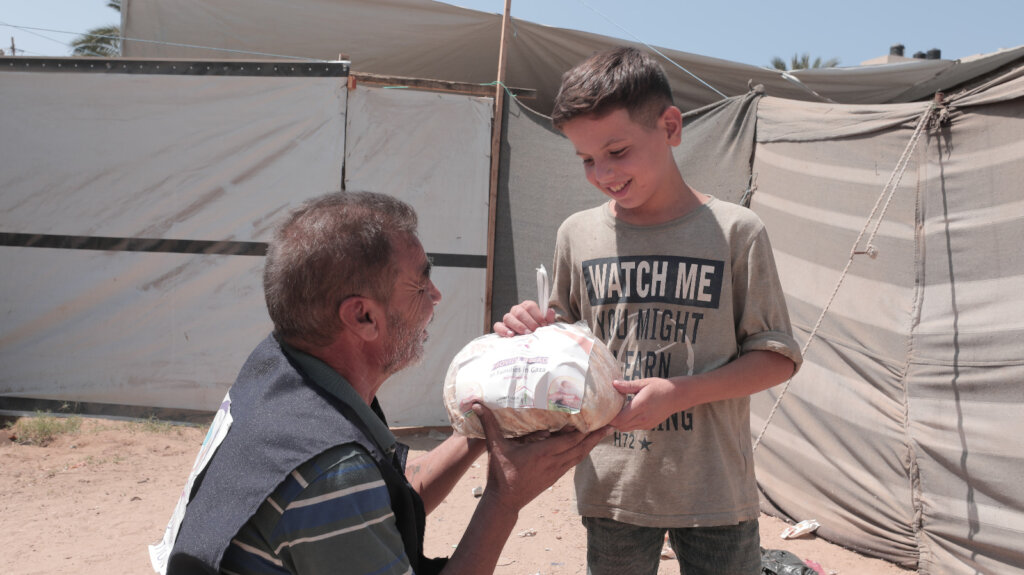 Provide Bread to1000 Families in Gaza & Syria