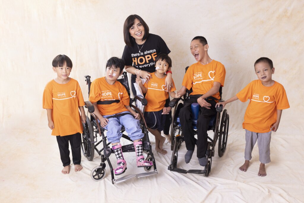Help 1462 Sick and Hopeless Children in Indonesia