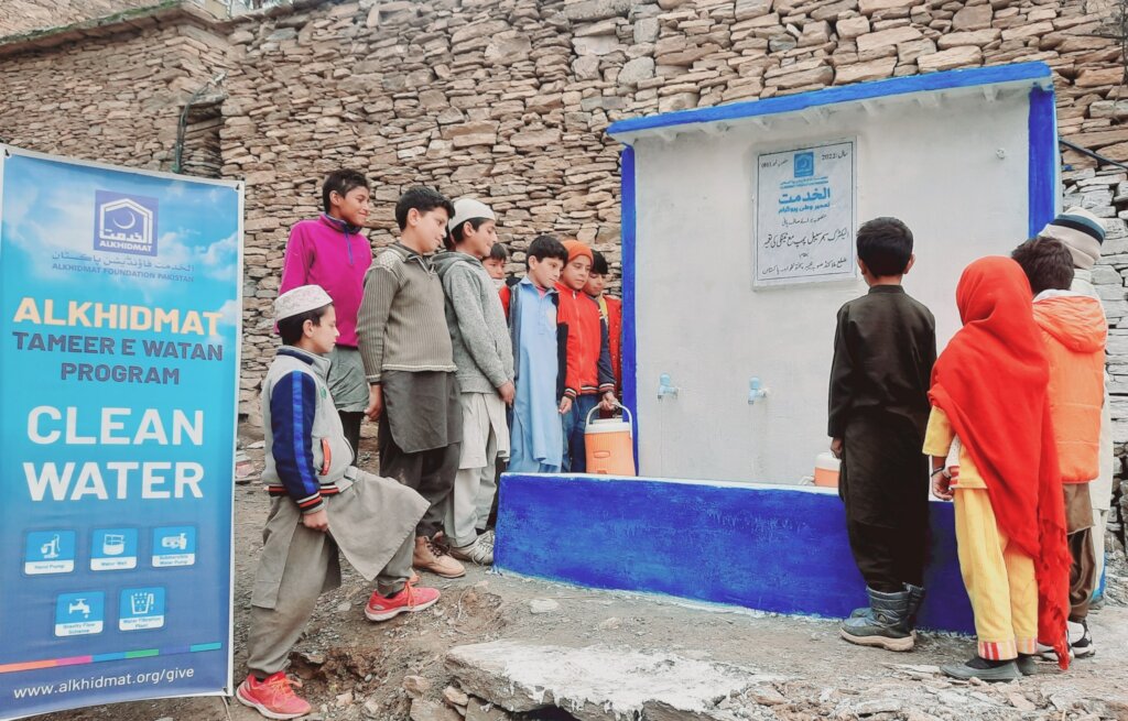 Build 100 Water Wells in Pakistan