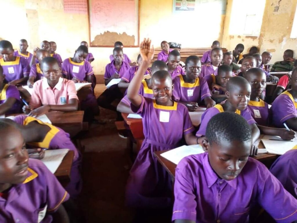 Improve Menstrual Hygiene to 2000 Girls in Uganda