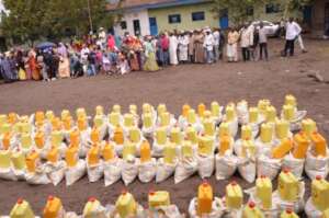 Distribute emergency food to Goma's displaced