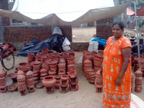 Mrs. Shanthakumari and her pottery
