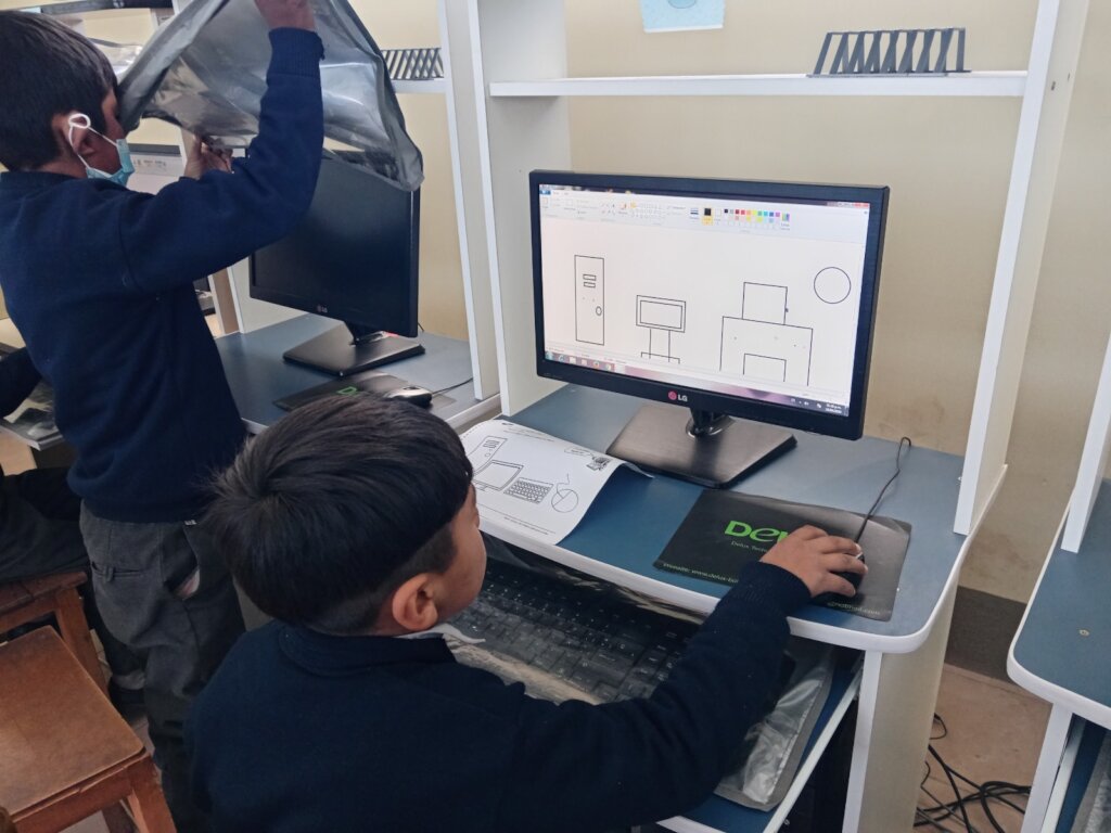 Technology in rural schools in Bolivia