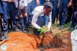 HELP BUILD GREENER MINDS FOR A SUSTAINABLE FUTURE