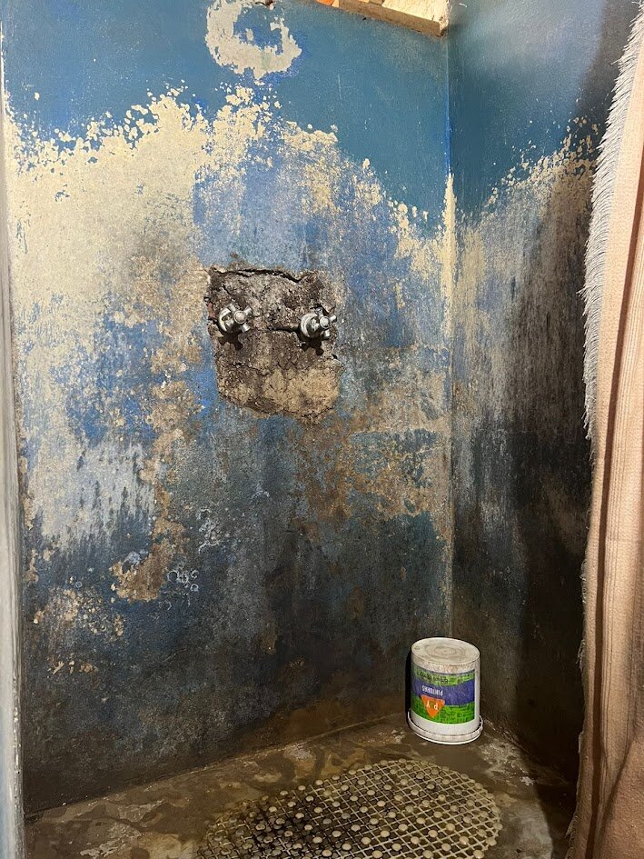 Construction of worthy lives for women in Medellin